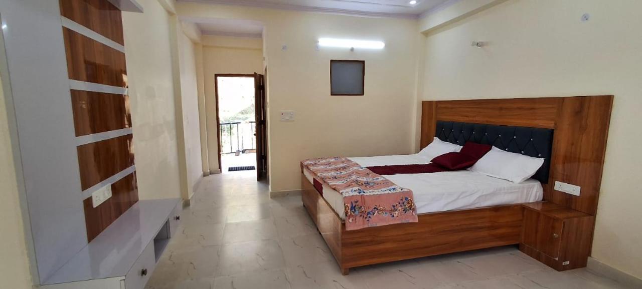Parvatiya Homestay 穆索里 外观 照片